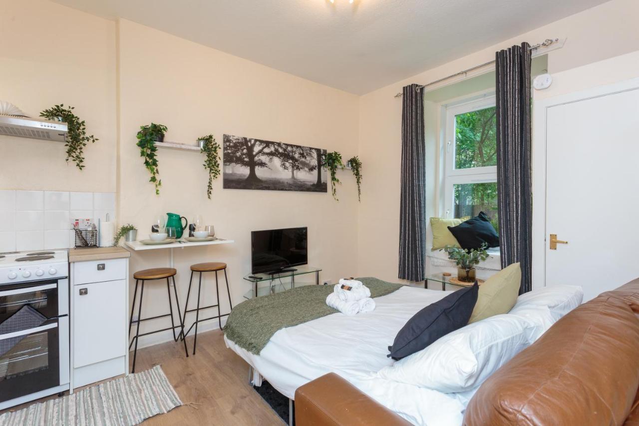 Cozy 1B Groundfloor - 8 Minute From City Centre Edinburgh Bagian luar foto