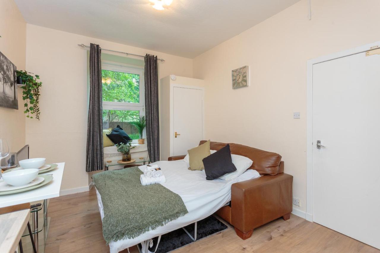 Cozy 1B Groundfloor - 8 Minute From City Centre Edinburgh Bagian luar foto