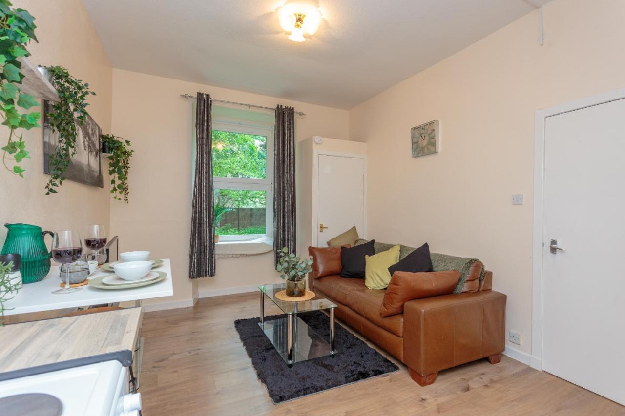 Cozy 1B Groundfloor - 8 Minute From City Centre Edinburgh Bagian luar foto